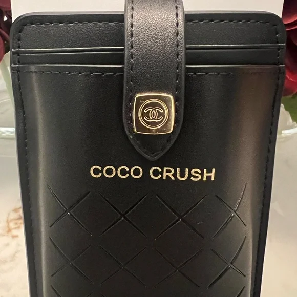 NIB Chanel Coco Crush Black Cellphone Case/ Crossbody - Picture 2 of 9